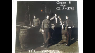 Vandals (1966) - She Caught the Wind