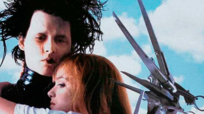 Edward Mãos de Tesoura Livre 1990 ‧ DUB ‧ 1h 45m