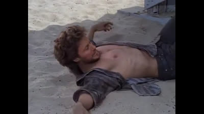 Baywatch 05x19 Grossi Guai